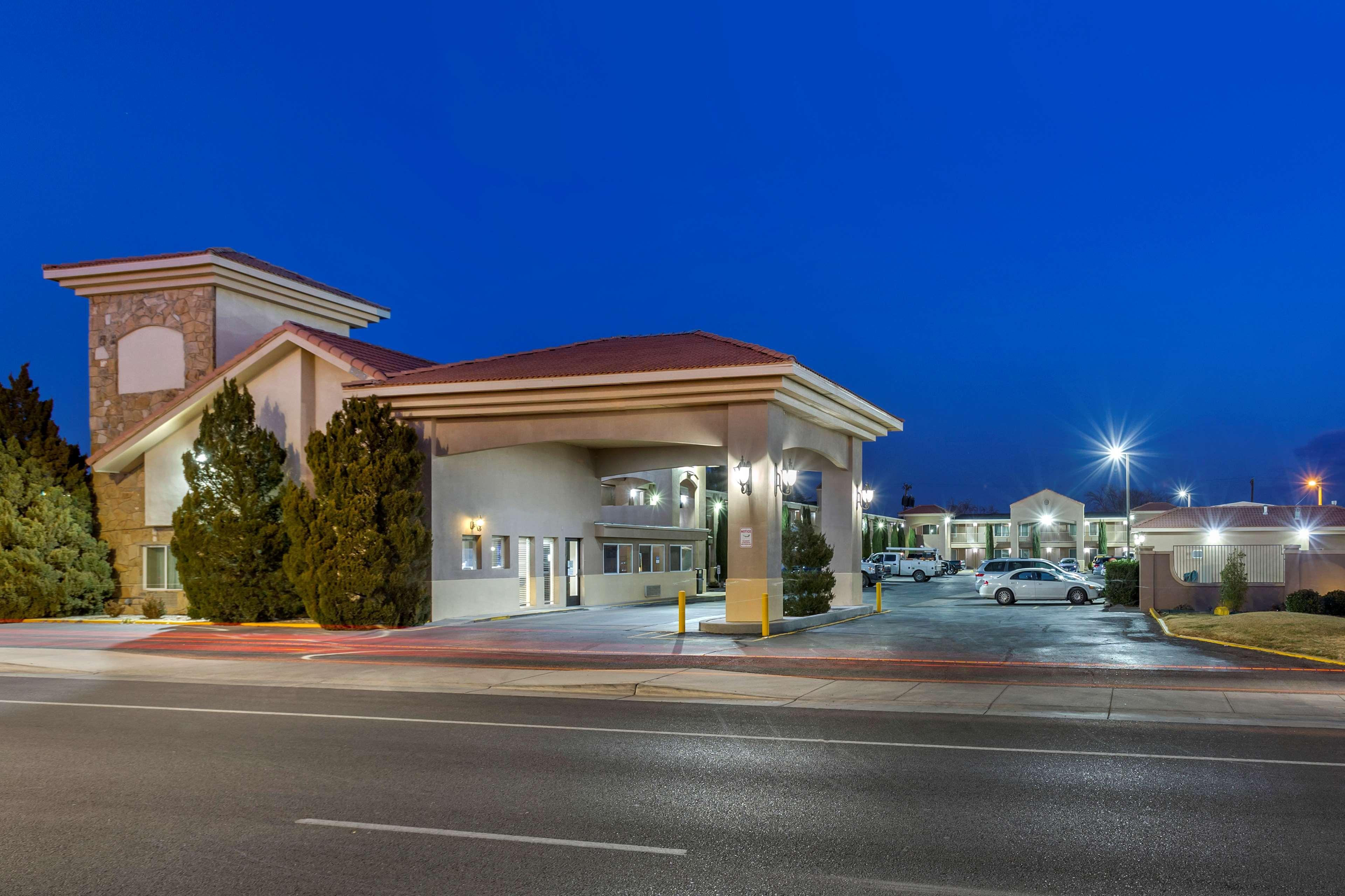 Best Western El Rancho Palacio Розуелл Екстер'єр фото